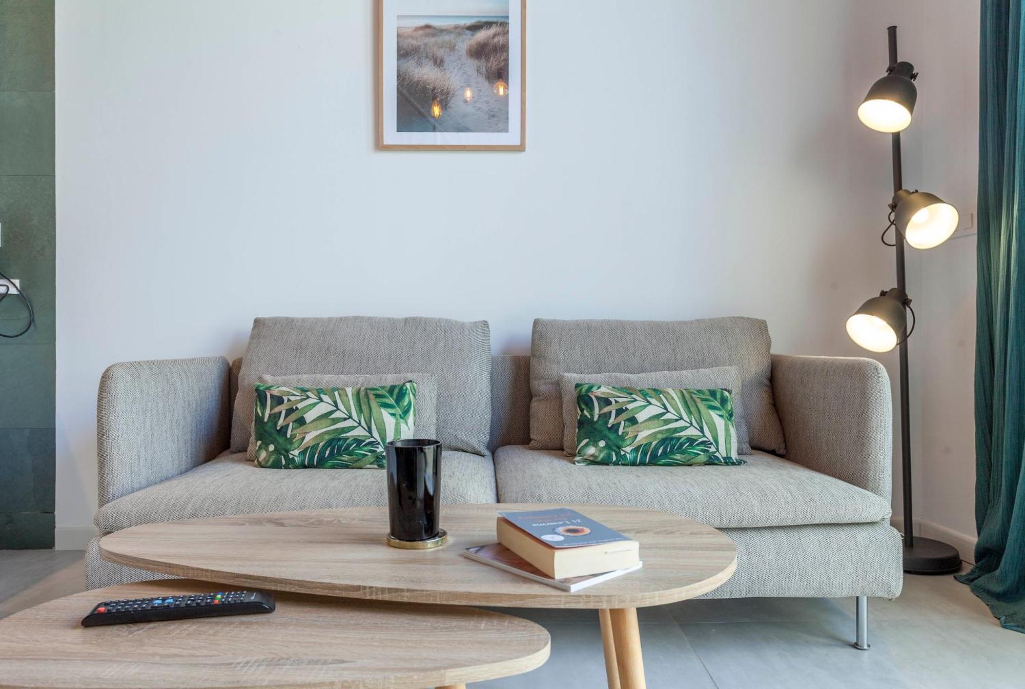Mediterranean Gem Getaway * Valence