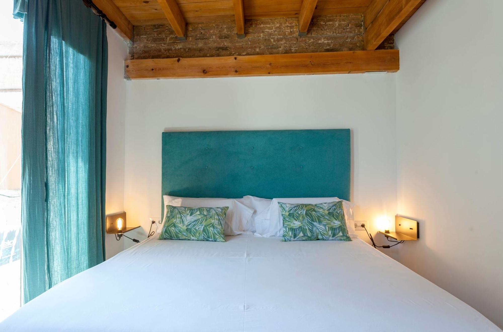 Apartment Mediterranean Gem Getaway